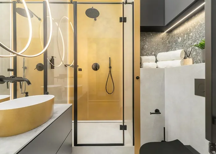 Apartman Comfy 20th Floor Hanza Tower - Sauna & Pool *