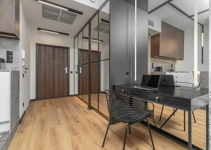 Comfy 20th Floor Hanza Tower - Sauna & Pool *