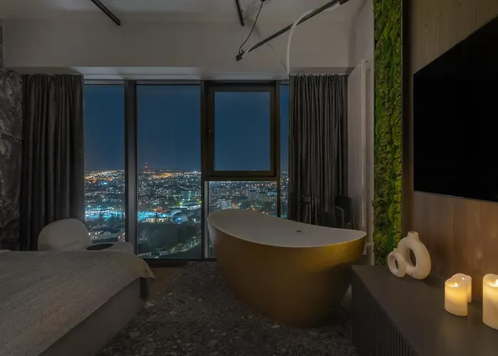 Comfy 20th Floor Hanza Tower - Sauna & Pool Apartman